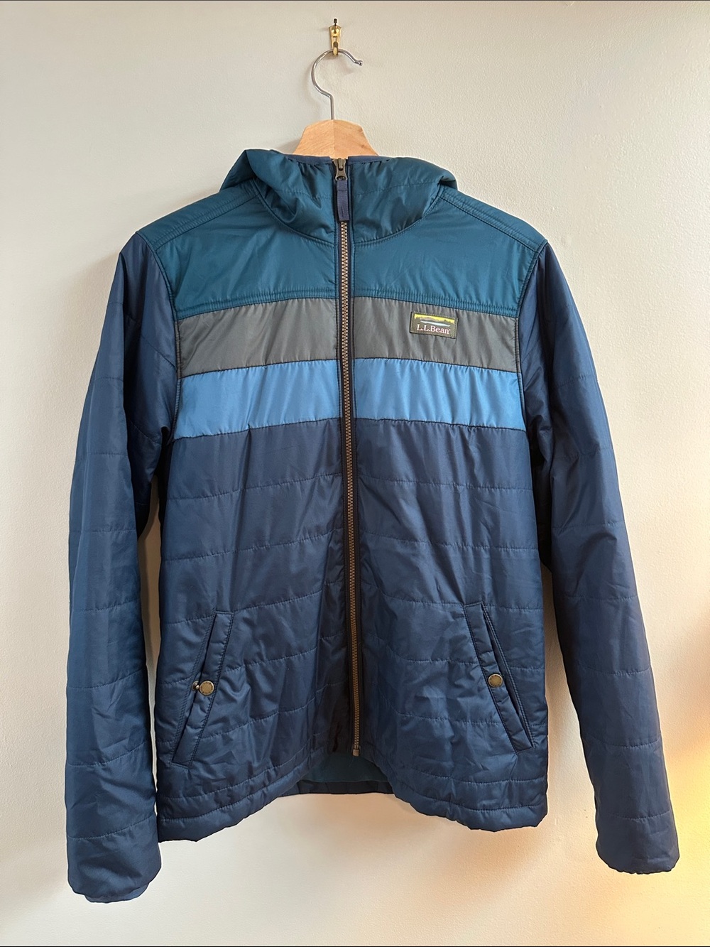 L.L. Bean Men's Navy, Teal & Gray Colorblock Quilted Hooded Puffer